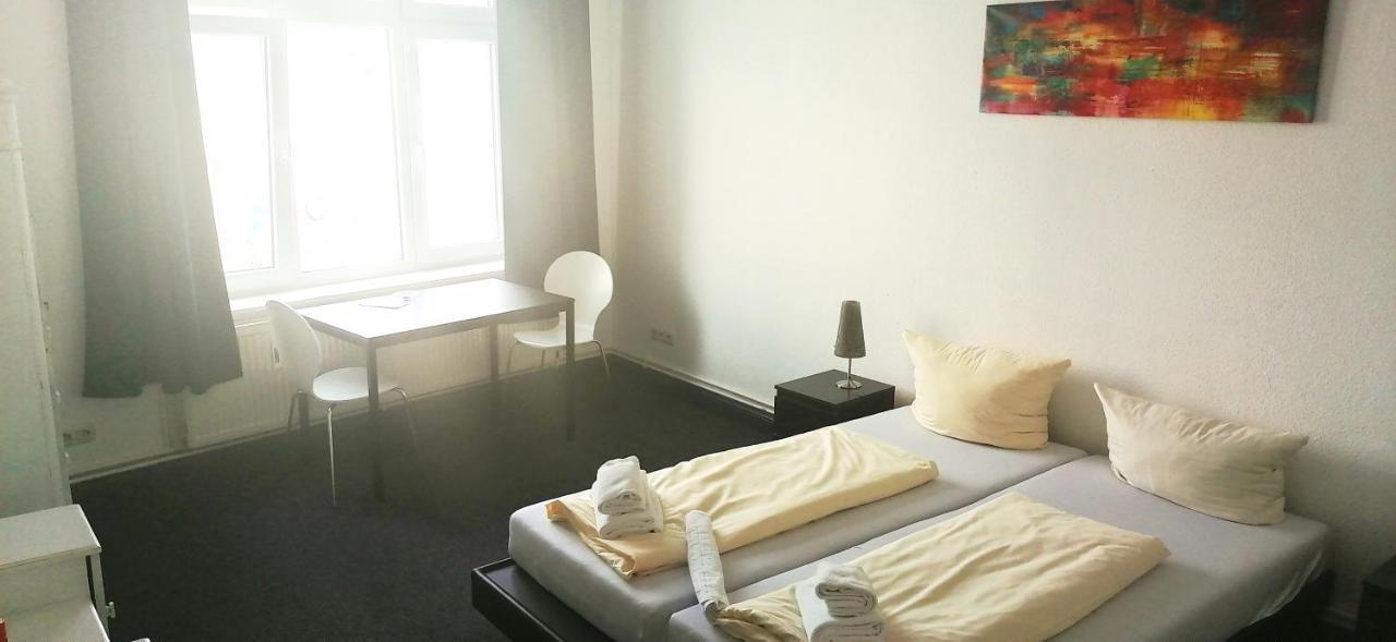 Cvjm Hotel Am Dom ลูเบค ภายนอก รูปภาพ